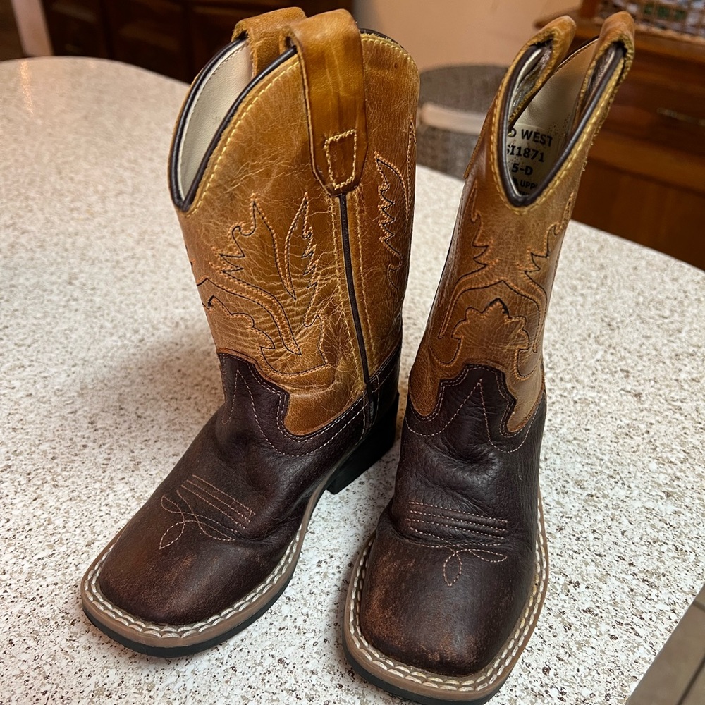 OLD WEST - SQUARE TOE LEATHER BOOTS (KID’S  7.5-D)